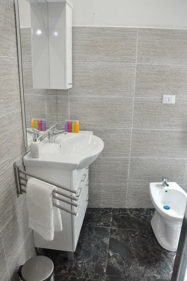 Michel'S House Apartment Genoa Ngoại thất bức ảnh